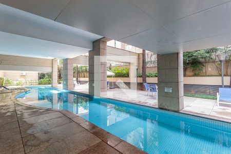 Apartamento para alugar com 55m², 2 quartos e 1 vaga Apartamento para alugar com 55m², 2 quartos e 1 vagaÁrea comum - Piscina