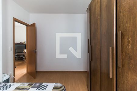 Quarto 1 de apartamento para alugar com 2 quartos, 44m² em Conjunto Residencial Bela Vista, Poá