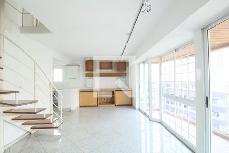 Sala de apartamento à venda com 2 quartos, 96m² em Vila Suzana, São Paulo