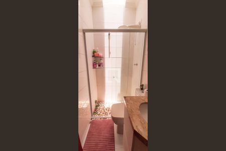 Casa à venda com 182m², 3 quartos e 2 vagas Casa à venda com 182m², 3 quartos e 2 vagasBanheiro da Suíte 2