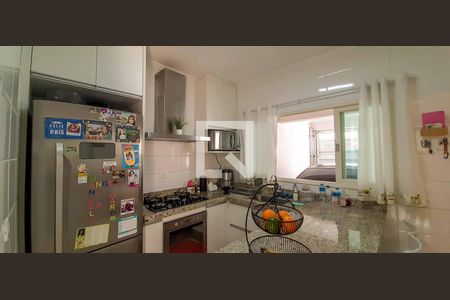 Casa à venda com 182m², 3 quartos e 2 vagas Casa à venda com 182m², 3 quartos e 2 vagasCozinha