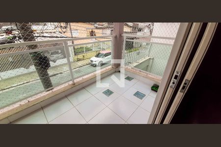 Casa à venda com 182m², 3 quartos e 2 vagas Casa à venda com 182m², 3 quartos e 2 vagasSacada da Sala de TV