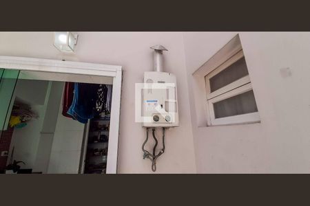 Casa à venda com 182m², 3 quartos e 2 vagas Casa à venda com 182m², 3 quartos e 2 vagasQuintal