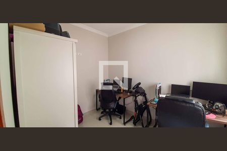 Casa à venda com 182m², 3 quartos e 2 vagas Casa à venda com 182m², 3 quartos e 2 vagasEscritório/Quarto