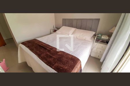 Casa à venda com 182m², 3 quartos e 2 vagas Casa à venda com 182m², 3 quartos e 2 vagasSuíte 1