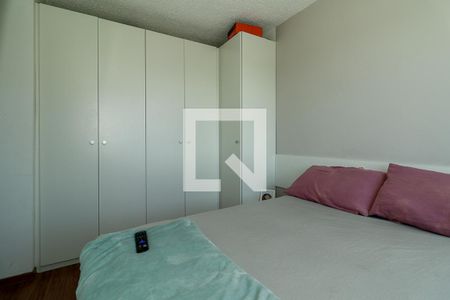 Quarto de apartamento para alugar com 2 quartos, 54m² em Sarandi, Porto Alegre