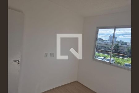 Quarto 2 de apartamento para alugar com 2 quartos, 34m² em Parque Cruzeiro do Sul, São Paulo