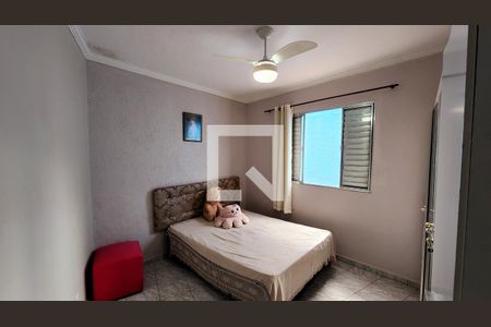 Casa à venda com 182m², 3 quartos e 4 vagas Casa à venda com 182m², 3 quartos e 4 vagasQuarto 3
