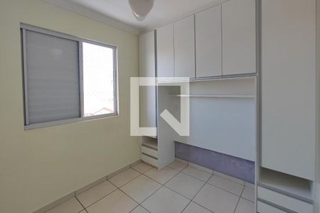 Quarto 2 de apartamento para alugar com 2 quartos, 50m² em Residencial Cosmos, Campinas