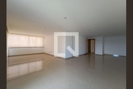 Sala de apartamento para alugar com 3 quartos, 180m² em Recreio dos Bandeirantes, Rio de Janeiro