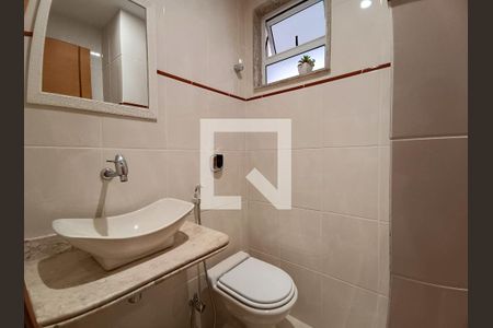 Lavabo de apartamento para alugar com 3 quartos, 180m² em Recreio dos Bandeirantes, Rio de Janeiro