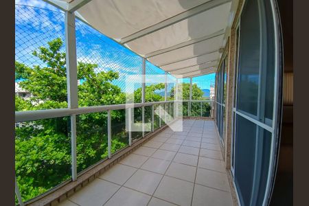 Varanda de apartamento para alugar com 3 quartos, 180m² em Recreio dos Bandeirantes, Rio de Janeiro