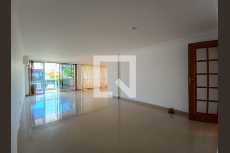 Sala de apartamento para alugar com 3 quartos, 180m² em Recreio dos Bandeirantes, Rio de Janeiro