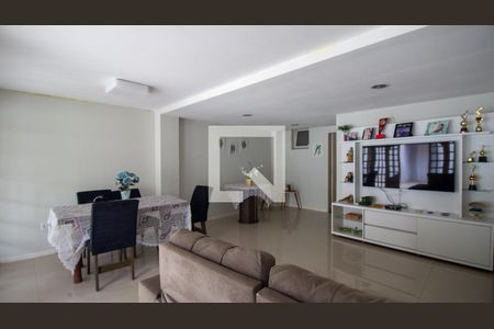 Sala de casa de condomínio à venda com 4 quartos, 400m² em Barra da Tijuca, Rio de Janeiro