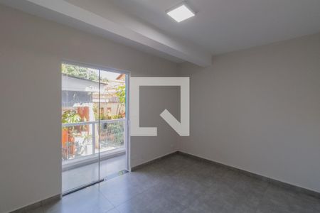 Sala/Quarto de casa para alugar com 1 quarto, 37m² em Parque Boturussu, São Paulo