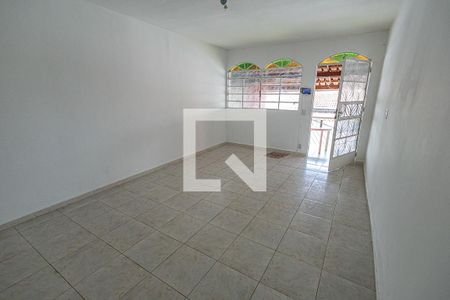 Sala de casa para alugar com 3 quartos, 360m² em Campo Alegre, Belo Horizonte