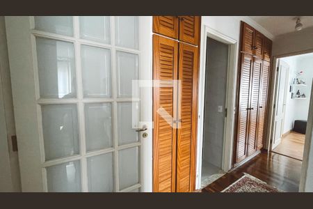 Corredor de apartamento à venda com 4 quartos, 136m² em Santana, São Paulo