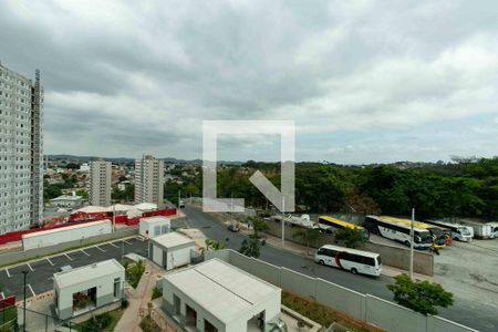 Vista Sala de apartamento para alugar com 2 quartos, 45m² em Jardim dos Comerciários, Belo Horizonte