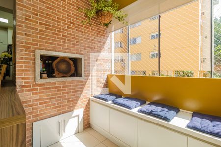 Sala de apartamento à venda com 2 quartos, 61m² em Nonoai, Porto Alegre