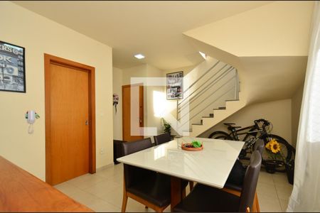 Sala de apartamento à venda com 3 quartos, 150m² em Carvalho de Brito, Belo Horizonte