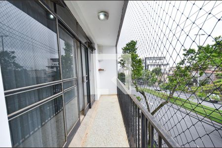 Varanda de apartamento para alugar com 3 quartos, 197m² em Centro, Belo Horizonte