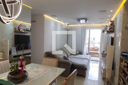 Sala de apartamento para alugar com 3 quartos, 83m² em Jardim Zaira, Guarulhos