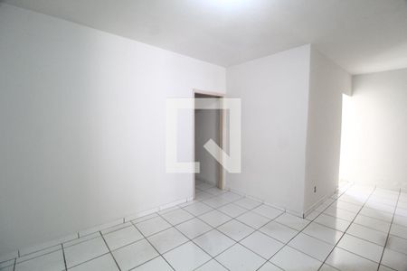 Sala de casa para alugar com 6 quartos, 250m² em Santa Mônica, Uberlândia