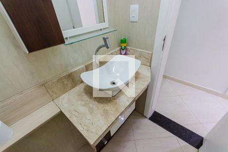 Lavabo de casa à venda com 3 quartos, 175m² em Parque das Nações, Santo André