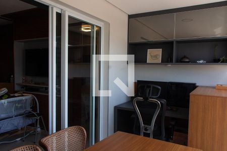Varanda de apartamento à venda com 1 quarto, 47m² em Conceicao, Campinas