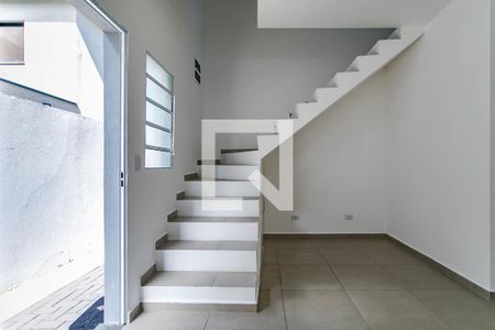 Sala de casa para alugar com 2 quartos, 68m² em Vila Sao Paulo, Mogi das Cruzes