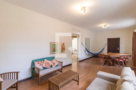 Sala de casa para alugar com 3 quartos, 194m² em Cambuí, Campinas