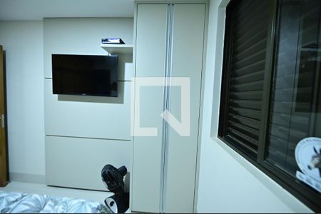 Quarto 2 de apartamento para alugar com 4 quartos, 120m² em Setor Bueno, Goiânia