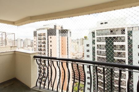 Varanda de apartamento para alugar com 3 quartos, 180m² em Indianópolis, São Paulo