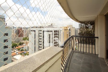 Varanda de apartamento para alugar com 3 quartos, 180m² em Indianópolis, São Paulo