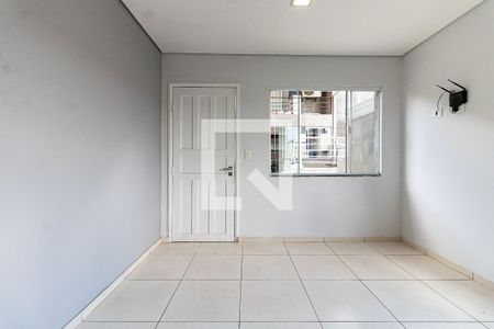 Sala de casa para alugar com 2 quartos, 65m² em Vila do Encontro, São Paulo