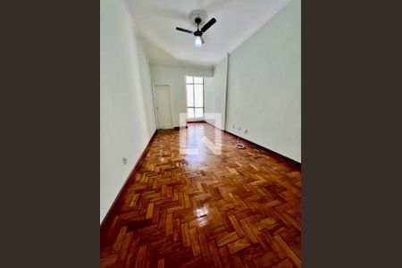 Sala de apartamento para alugar com 1 quarto, 47m² em Copacabana, Rio de Janeiro