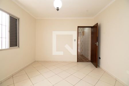 Quarto 2 de casa para alugar com 2 quartos, 60m² em Vila Ré, São Paulo