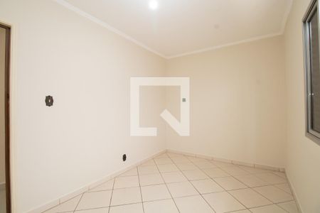 Quarto 1 de casa para alugar com 2 quartos, 60m² em Vila Ré, São Paulo