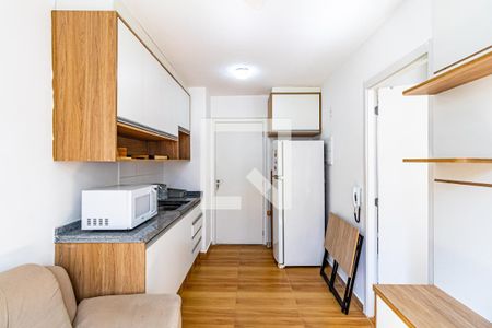 Cozinha de apartamento para alugar com 1 quarto, 33m² em Butantã, São Paulo