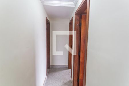 Corredor de apartamento à venda com 2 quartos, 61m² em Santa Tereza, Belo Horizonte