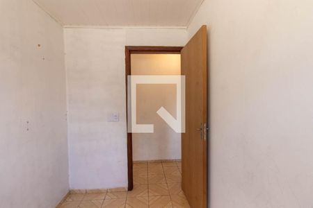 Quarto 1 de casa para alugar com 2 quartos, 40m² em Boqueirão, Curitiba