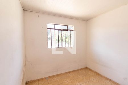 Quarto 2 de casa para alugar com 2 quartos, 40m² em Boqueirão, Curitiba