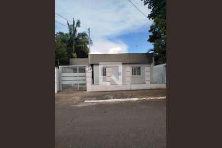 Casa para alugar com 105m², 3 quartos e 1 vaga Casa para alugar com 105m², 3 quartos e 1 vagaFachada