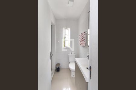 Casa para alugar com 105m², 3 quartos e 1 vaga Casa para alugar com 105m², 3 quartos e 1 vagaBanheiro