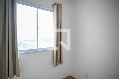 Quarto 2 de apartamento para alugar com 2 quartos, 32m² em Parque Fongaro, São Paulo