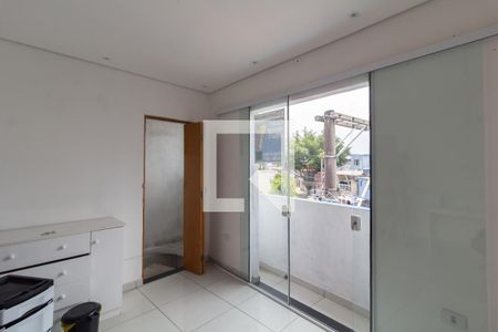 Quarto 2 de casa para alugar com 3 quartos, 95m² em Vila Taquari, São Paulo