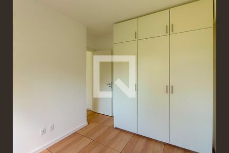 Quarto 1 de apartamento para alugar com 1 quarto, 66m² em Cavalhada, Porto Alegre