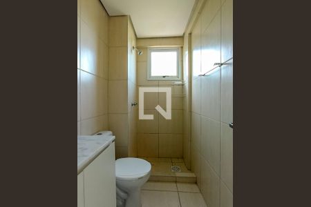 Banheiro de apartamento para alugar com 1 quarto, 66m² em Cavalhada, Porto Alegre