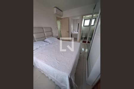 Quarto de apartamento para alugar com 3 quartos, 84m² em Paralela, Salvador