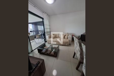 Sala de apartamento para alugar com 3 quartos, 84m² em Paralela, Salvador